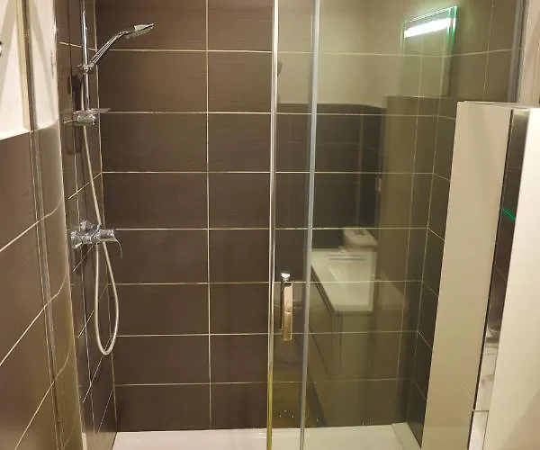 Les Coquilles Lejlighed